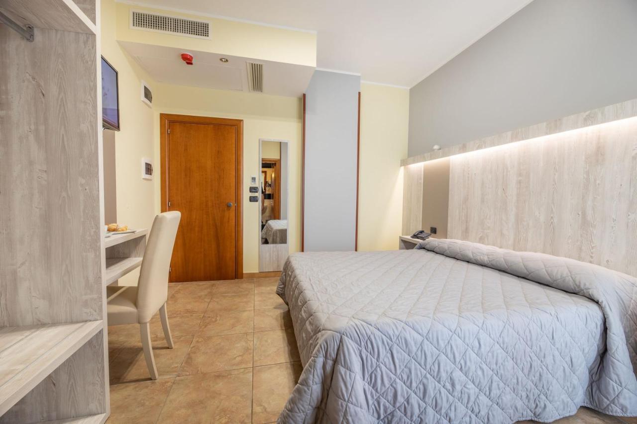 Hotel Salento Mirfran 3*